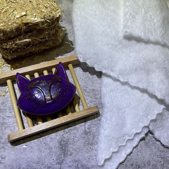 Fig & Vanilla ~ Handmade Soap Bar ~ Gift ~ Fox - Picture 1 of 1